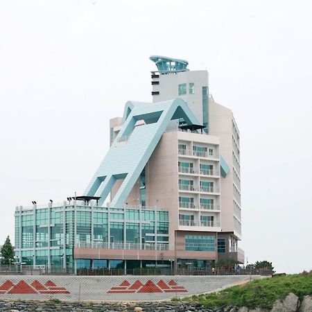 Mohang Haenaru Family Hotel Puan Kültér fotó