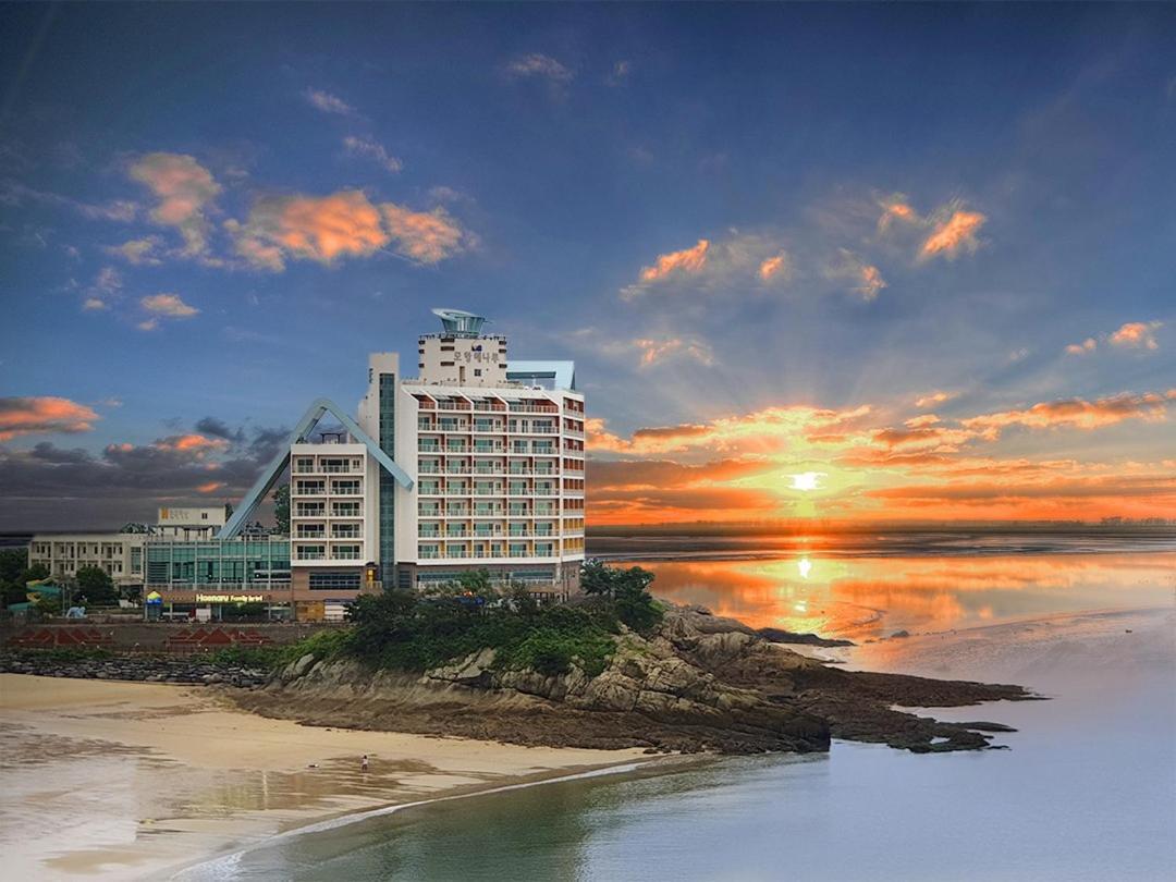 Mohang Haenaru Family Hotel Puan Kültér fotó
