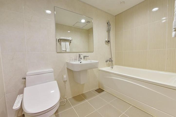 Mohang Haenaru Family Hotel Puan Szoba fotó