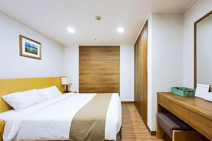 Mohang Haenaru Family Hotel Puan Szoba fotó