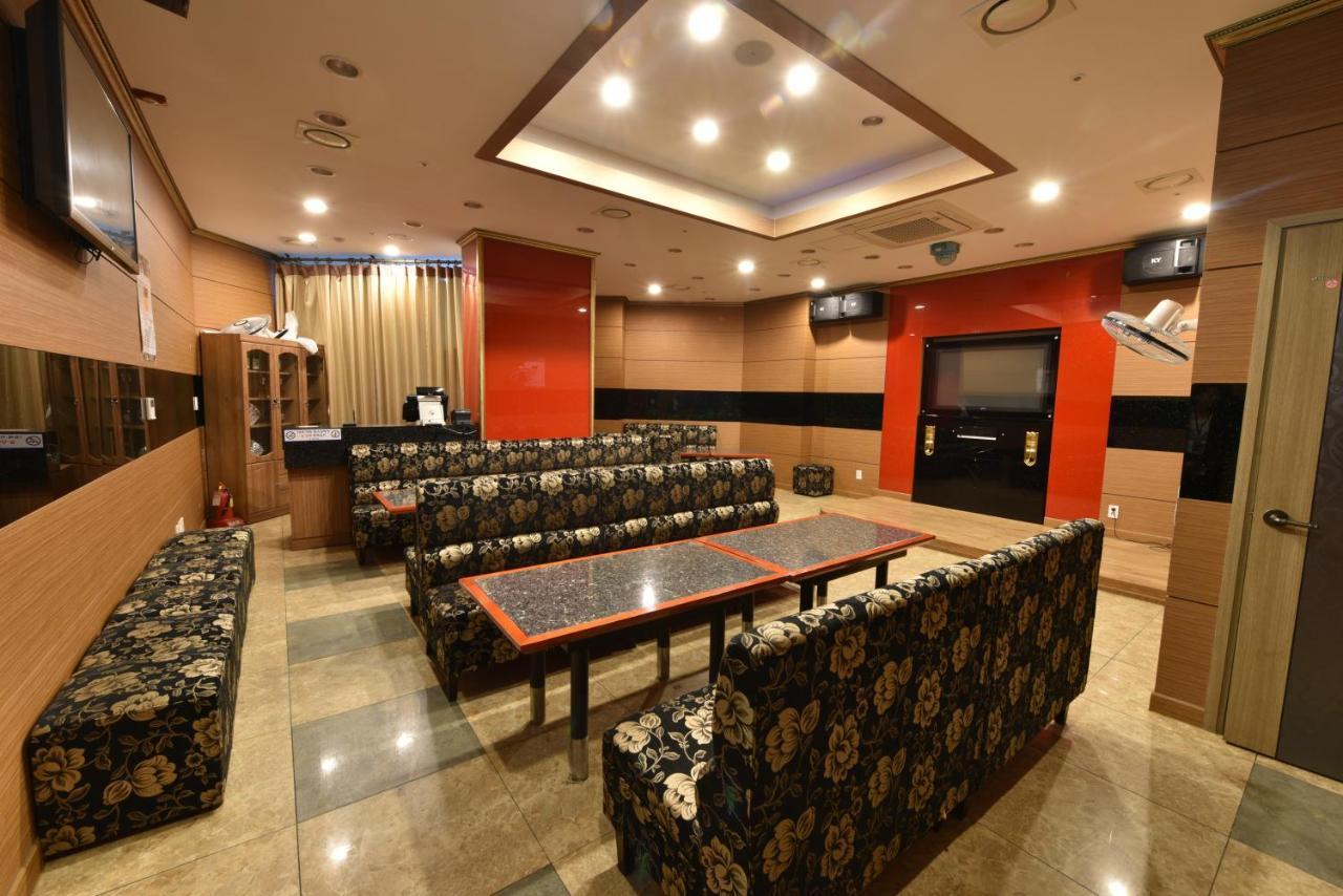 Mohang Haenaru Family Hotel Puan Kültér fotó
