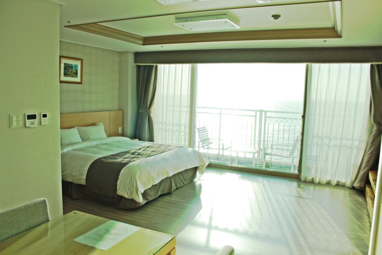Mohang Haenaru Family Hotel Puan Kültér fotó